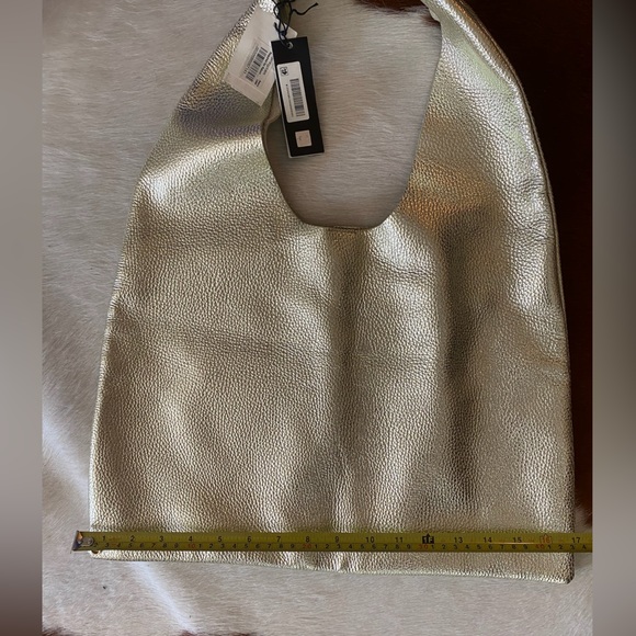 Gold leather hobo bag - Picture 3 of 5